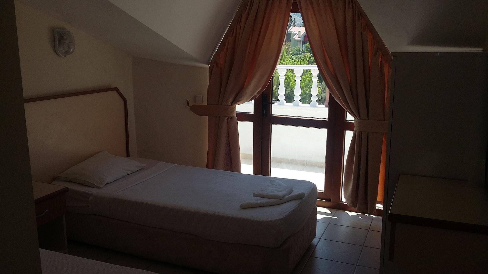 Unver Hotel Marmaris Ngoại thất bức ảnh